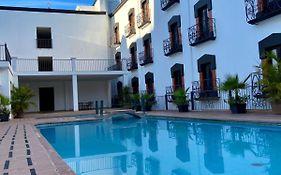 Hotel María del Carmen